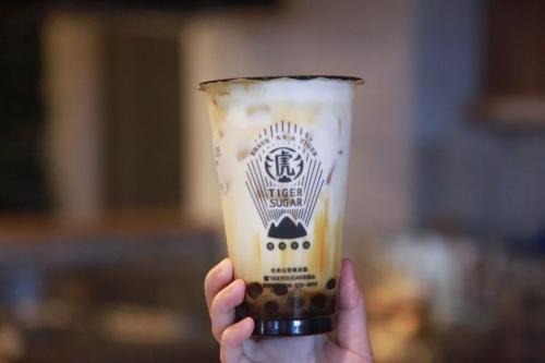 老虎山黑糖<a href=/listInfo/?classid=43 target=_blank class=infotextkey>奶茶</a>