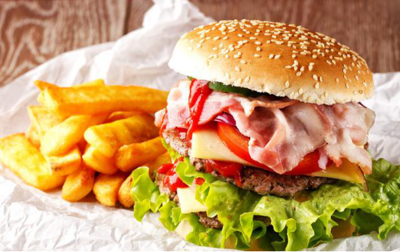 华莱士汉堡怎么样?值得加盟的本土快餐名品<a href=/listinfo-1-0.html target=_blank class=infotextkey>项目</a>！