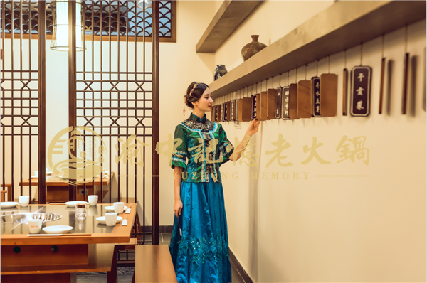 在武汉开<a href=/listinfo-22-0.html target=_blank class=infotextkey>火锅</a>店挣钱吗？资深运营经理详情分析