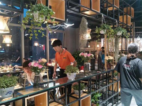 签约喜讯|祝贺情满山城<a href=/listinfo-22-0.html target=_blank class=infotextkey>火锅</a>湘西吉首店正式签约成功！