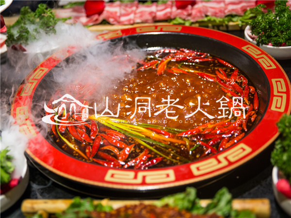 重庆<a href=/listinfo-22-0.html target=_blank class=infotextkey>火锅</a>加盟哪个好？完善的扶持政策少不了！