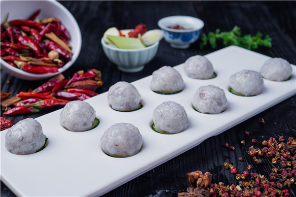 昭通市好吃的<a href=/listinfo-22-0.html target=_blank class=infotextkey>火锅</a>店推荐？吃<a href=/listinfo-22-0.html target=_blank class=infotextkey>火锅</a>就要足够的麻辣