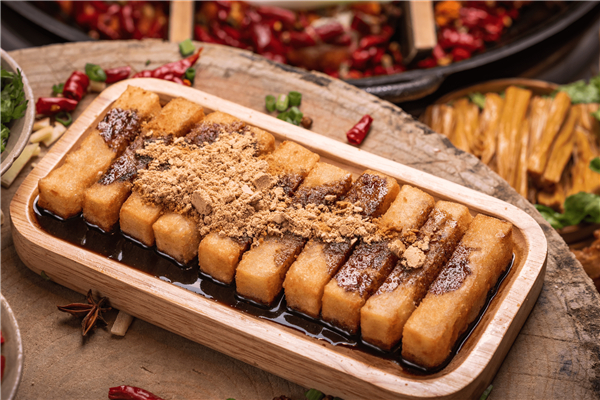 河北当地人去哪吃<a href=/listinfo-22-0.html target=_blank class=infotextkey>火锅</a>？这家已经去了N次