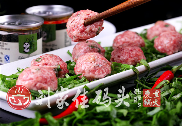 重庆老<a href=/listinfo-22-0.html target=_blank class=infotextkey>火锅</a>当地人推荐，重庆人都说巴适的<a href=/listinfo-22-0.html target=_blank class=infotextkey>火锅</a>店