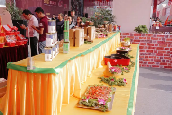 新一届重庆<a href=/listinfo-22-0.html target=_blank class=infotextkey>火锅</a>节即将隆重开幕，情满山城邀你教育美味盛宴！