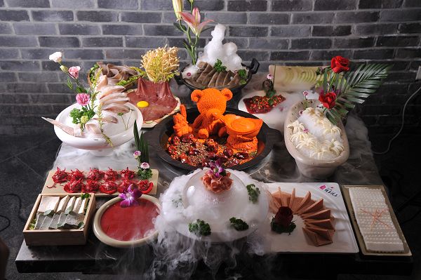 重庆加盟<a href=/listinfo-22-0.html target=_blank class=infotextkey>火锅</a>店那个好？选择解放碑洞子老<a href=/listinfo-22-0.html target=_blank class=infotextkey>火锅</a>让您事半功倍！