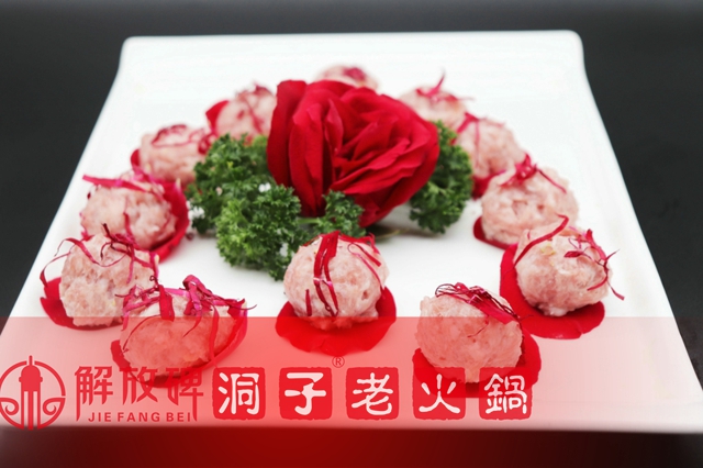 重庆正宗老<a href=/listinfo-22-0.html target=_blank class=infotextkey>火锅</a>加盟哪家好？解放碑洞子老<a href=/listinfo-22-0.html target=_blank class=infotextkey>火锅</a>值得加盟吗？