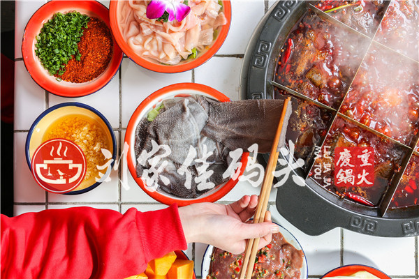 加盟重庆<a href=/listinfo-22-0.html target=_blank class=infotextkey>火锅</a>店哪家好？消费者信赖的好品牌