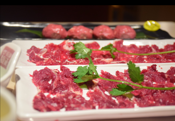 重庆老<a href=/listinfo-22-0.html target=_blank class=infotextkey>火锅</a>哪家好吃？这家还原本真的川渝风味