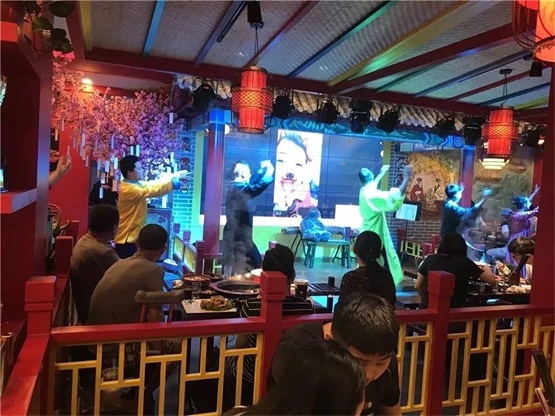 重庆本地人常去的<a href=/listinfo-22-0.html target=_blank class=infotextkey>火锅</a>店是哪家？好吃狗强力推荐这家！