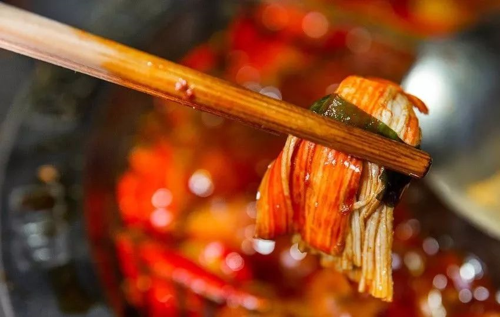 重庆<a href=/listinfo-22-0.html target=_blank class=infotextkey>火锅</a>加盟哪家好？选择重庆麻辣重点老<a href=/listinfo-22-0.html target=_blank class=infotextkey>火锅</a>怎么样？