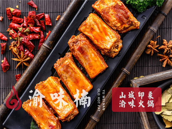 四川哪家<a href=/listinfo-22-0.html target=_blank class=infotextkey>火锅</a>最正宗？这家老<a href=/listinfo-22-0.html target=_blank class=infotextkey>火锅</a>诱惑你的味蕾