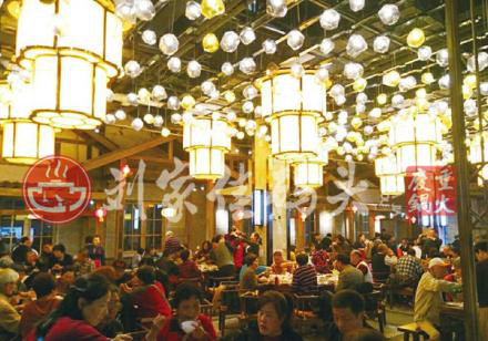 开一家四川<a href=/listinfo-22-0.html target=_blank class=infotextkey>火锅</a>店赚钱吗？没有开店经验可行吗？